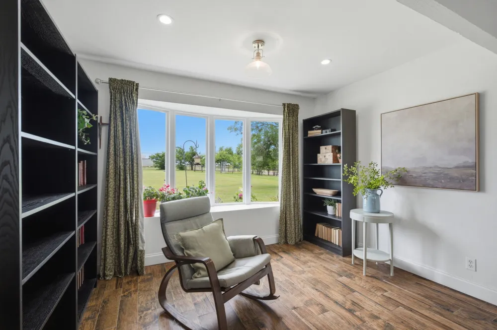 698 Hackberry Road Van Alstyne, TX 75495