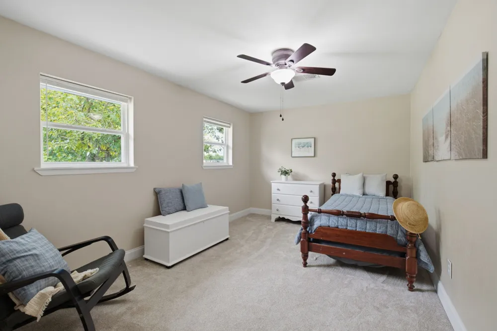 698 Hackberry Road Van Alstyne, TX 75495