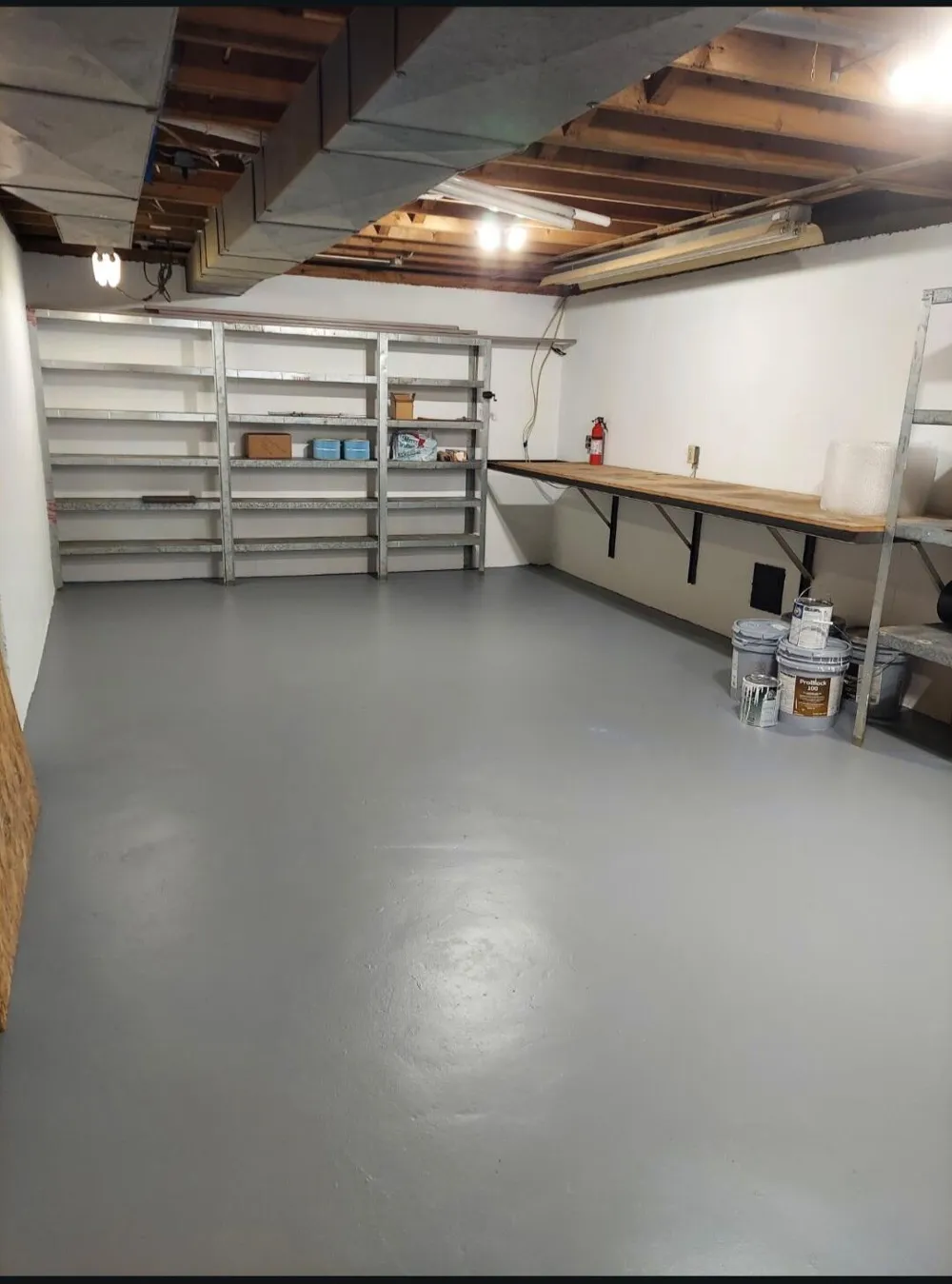 8656 W R AVENUE Kalamazoo, MI 49009