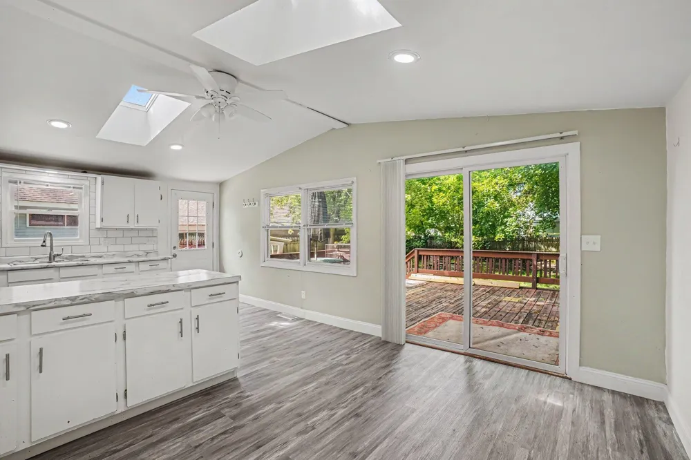 607 Ira Avenue Kalamazoo Charter Township, MI 49048