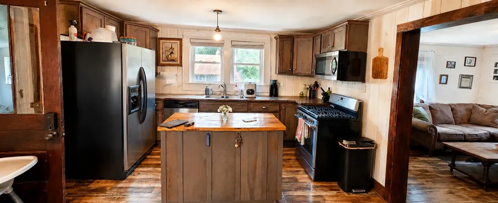 2039 Blackburn Hollow Rd Cornersville, TN 37047