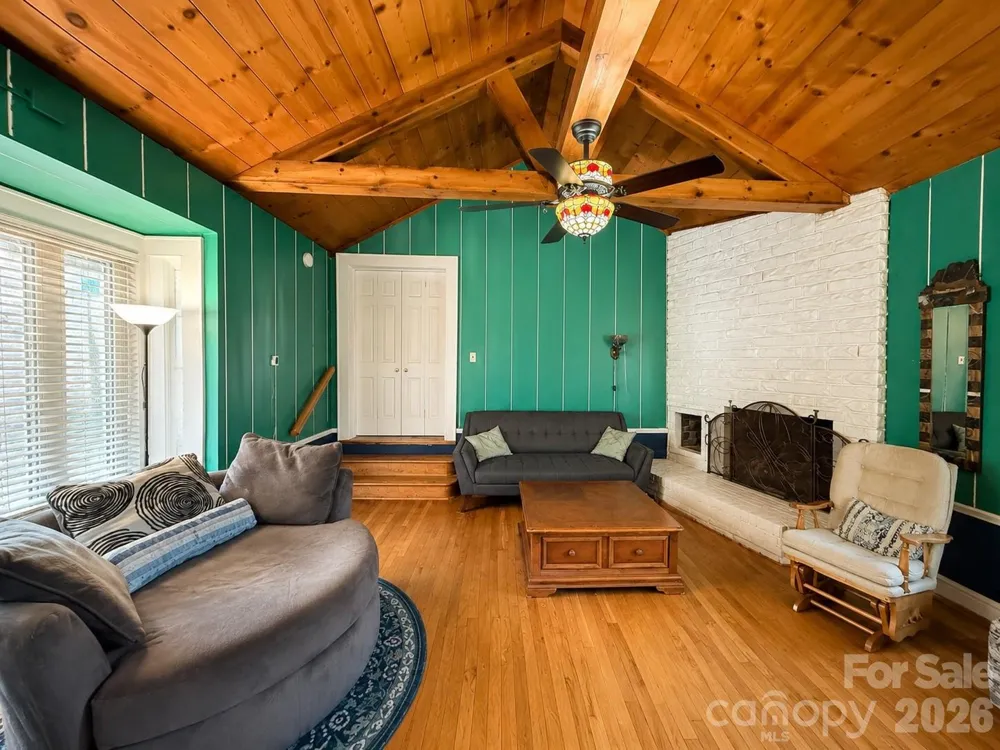 404 Fairview Drive Lexington, NC 27292