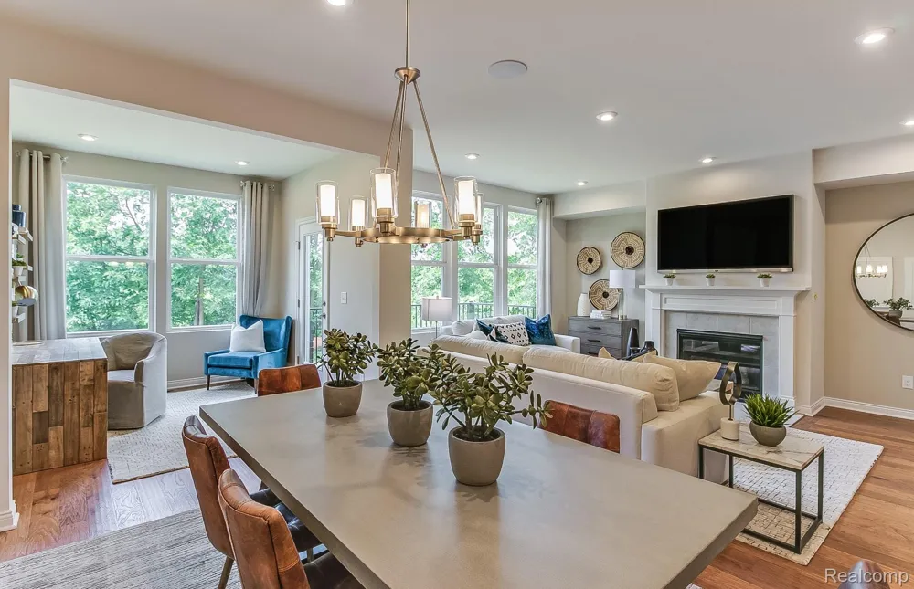 1516 Arcadia Drive Milford Charter Township, MI 48381