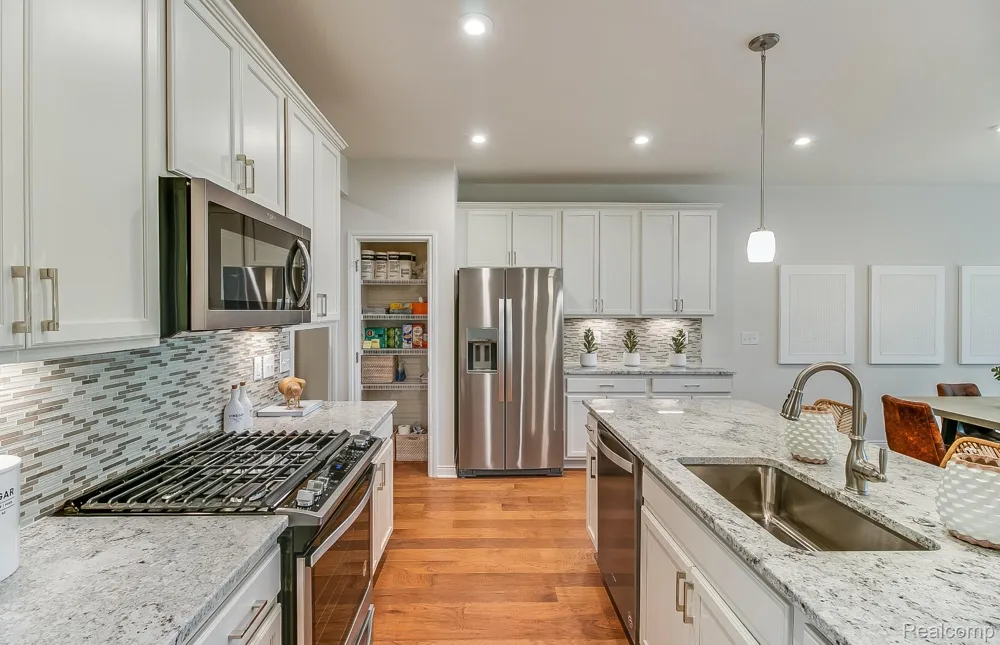 1516 Arcadia Drive Milford Charter Township, MI 48381