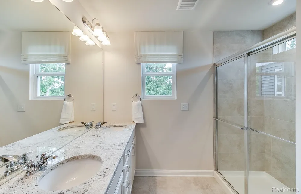 1516 Arcadia Drive Milford Charter Township, MI 48381