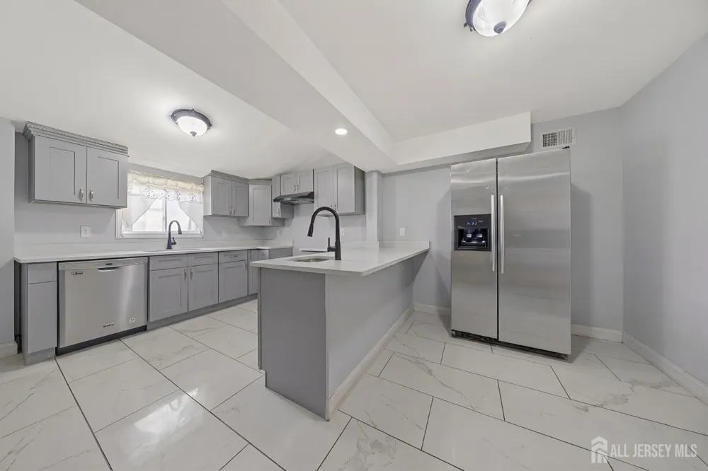 1114-1118 Magie Avenue Elizabeth, NJ 07208
