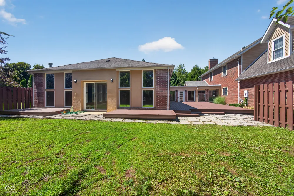 574 Grayburn Court Terre Haute, IN 47802