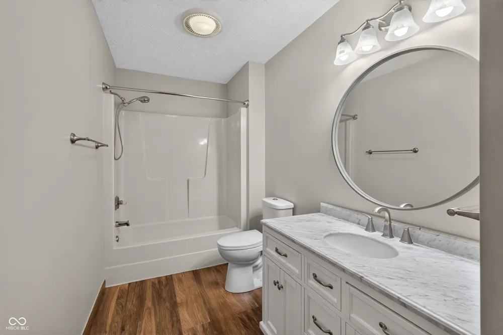 574 Grayburn Court Terre Haute, IN 47802