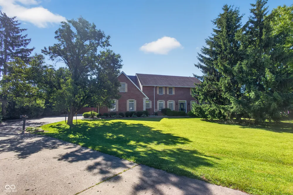 574 Grayburn Court Terre Haute, IN 47802