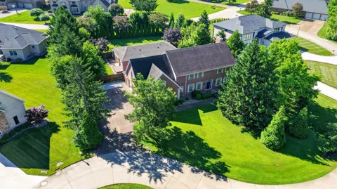 574 Grayburn Court