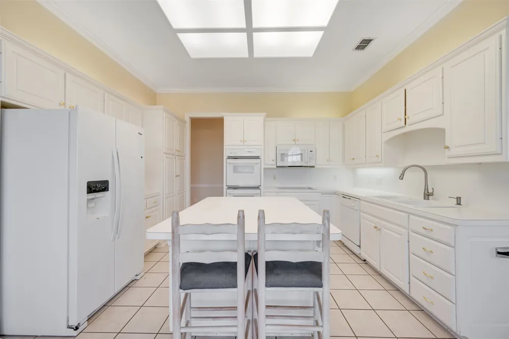 100 Clearview Drive Bullard, TX 75757