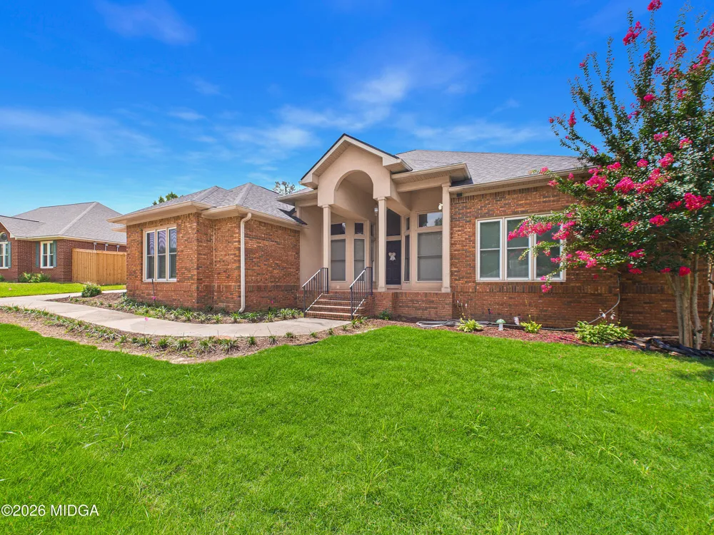 115 Raintree Drive Warner Robins, GA 31088