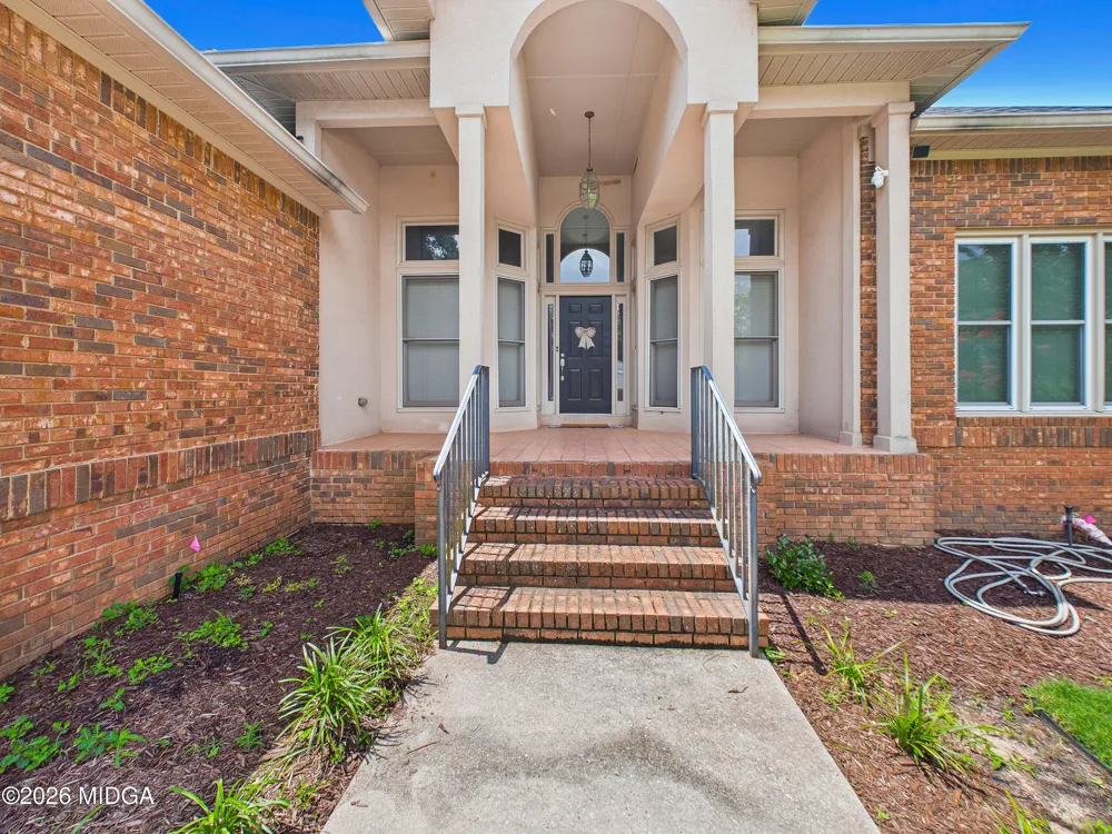 115 Raintree Drive Warner Robins, GA 31088