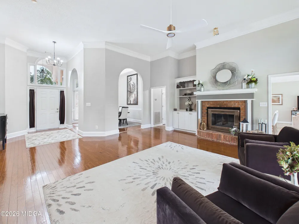 115 Raintree Drive Warner Robins, GA 31088