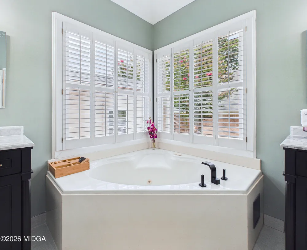 115 Raintree Drive Warner Robins, GA 31088