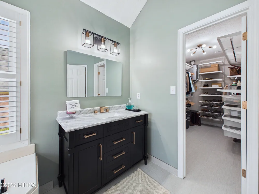 115 Raintree Drive Warner Robins, GA 31088