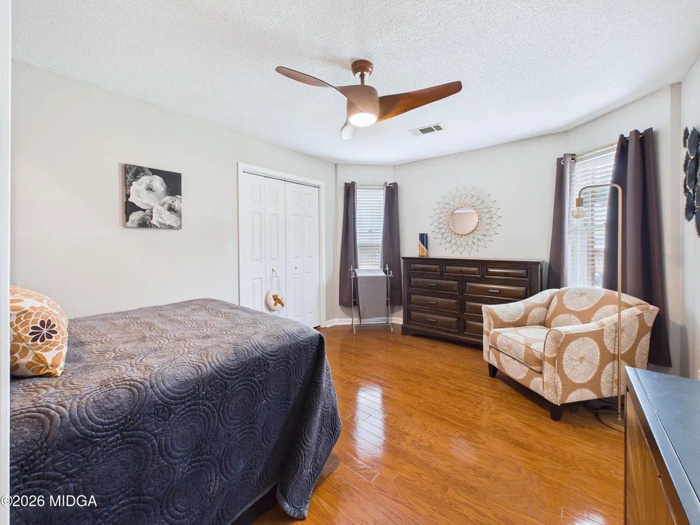 115 Raintree Drive Warner Robins, GA 31088
