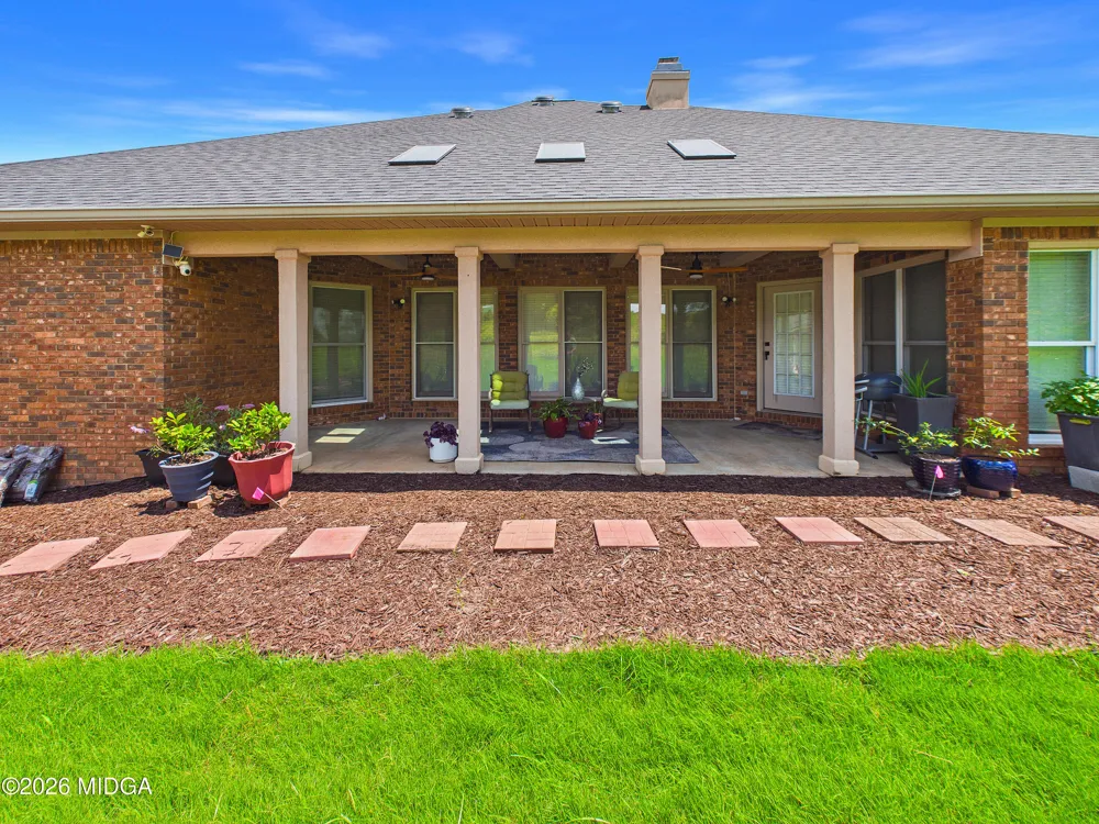 115 Raintree Drive Warner Robins, GA 31088