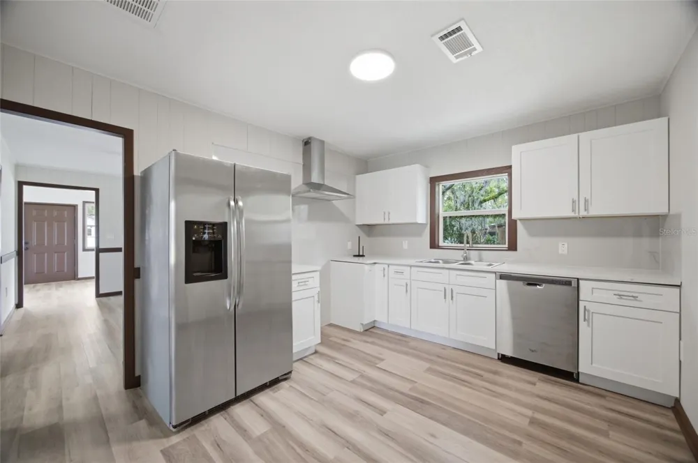13216 NE 140TH STREET Waldo, FL 32694