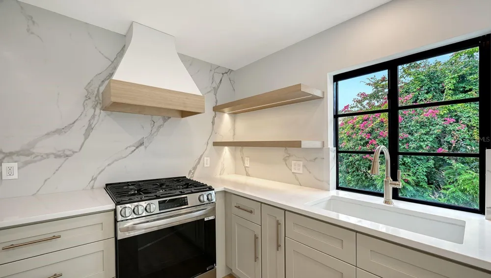 1041 INDIAN BEACH DRIVE Sarasota, FL 34234