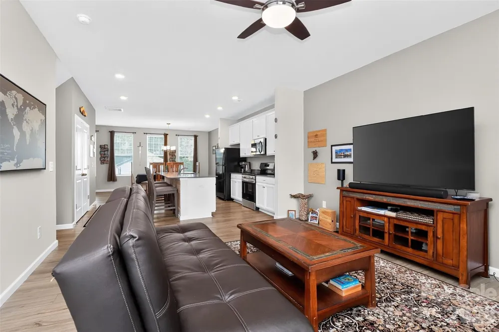 309 Cramerton Mills Parkway Cramerton, NC 28032