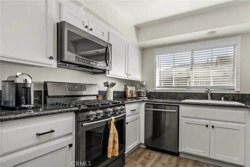 8131 E Oak Ridge Anaheim, CA 92808