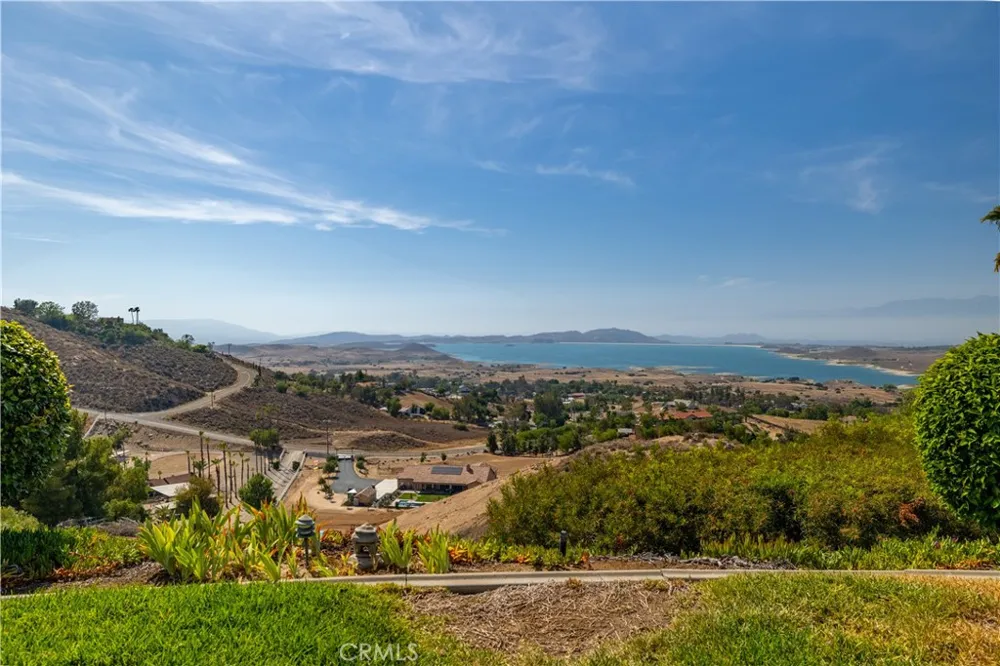 20881 Mandeville Lake Mathews, CA 92570
