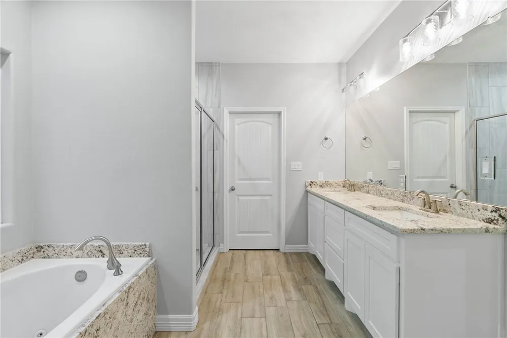 100 Speargrass Odem, TX 78370