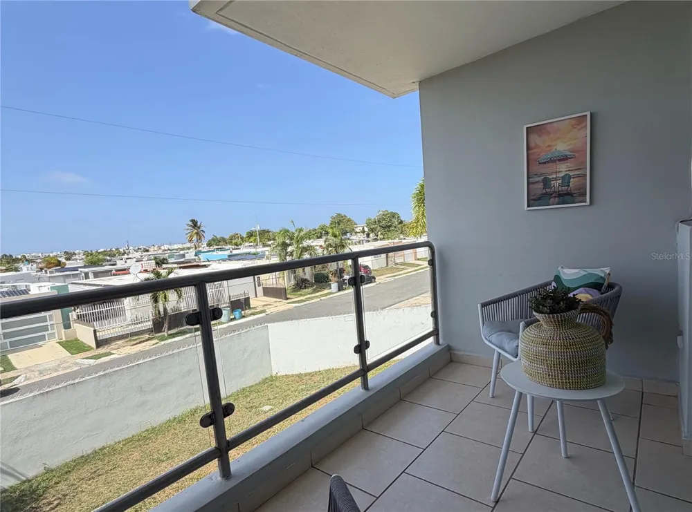 208 COND. VEREDAS DEL MAR #208 Vega Baja, PR 00693