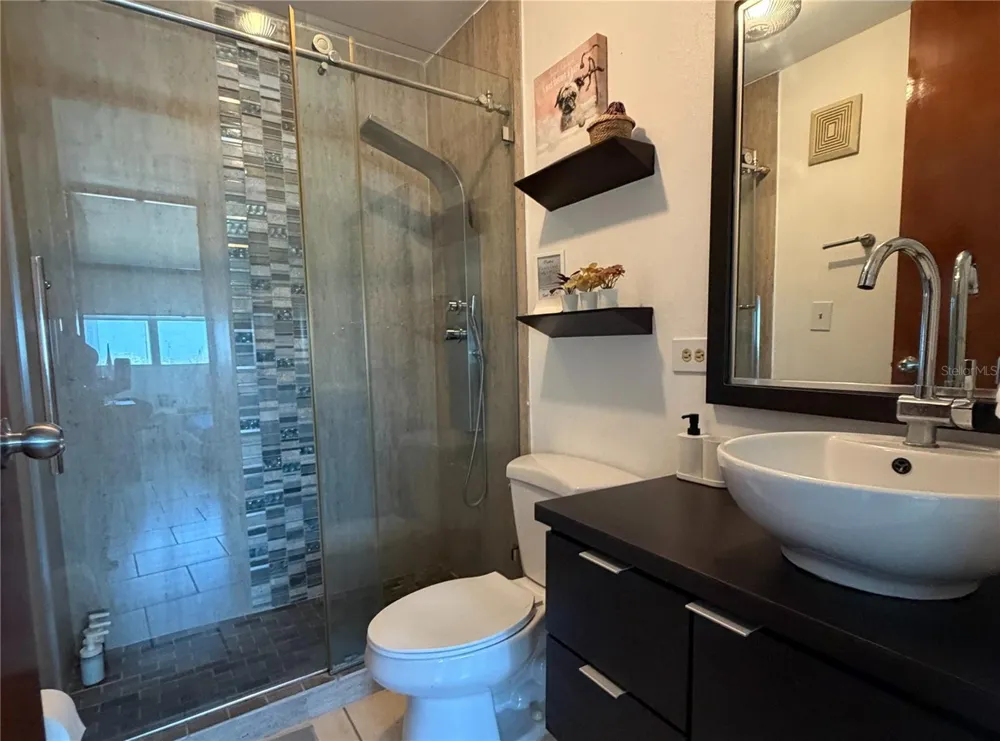 208 COND. VEREDAS DEL MAR #208 Vega Baja, PR 00693
