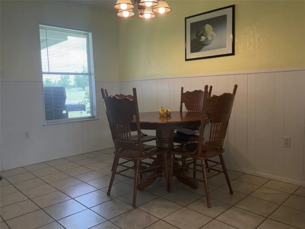 14261 Wortham Bend Road China Spring, TX 76633