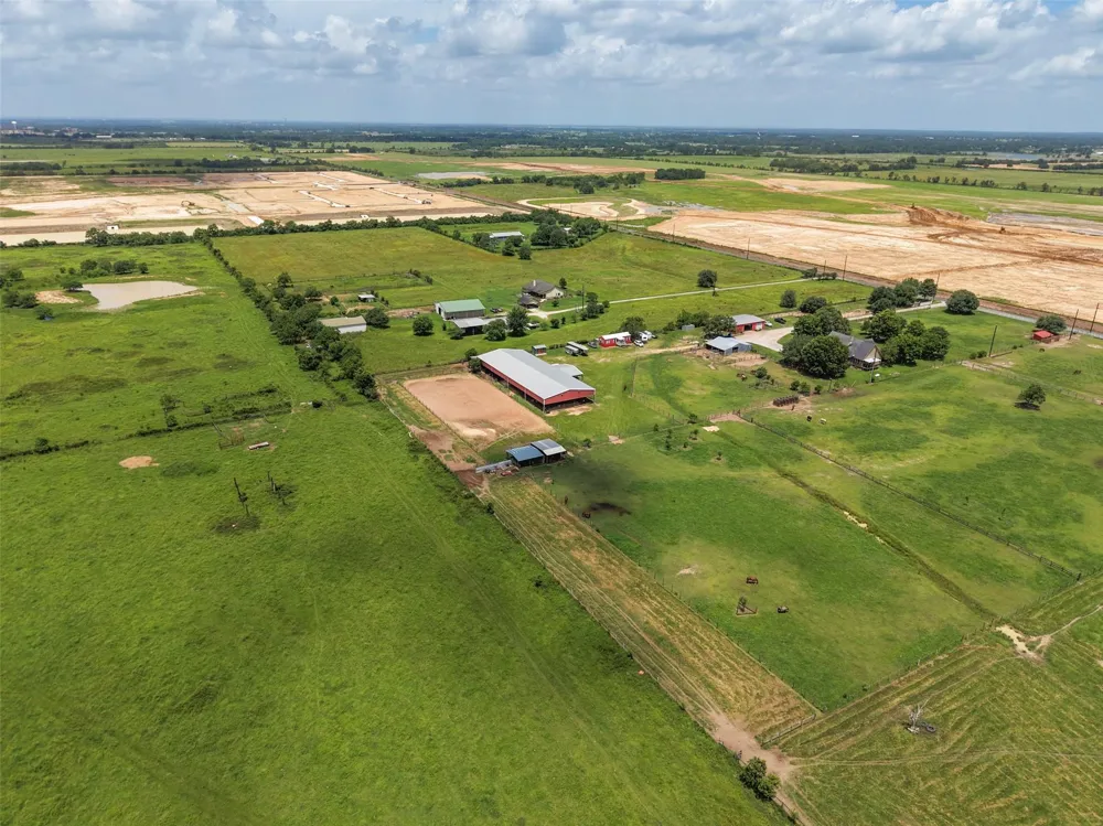 33737 Cameron Road Waller, TX 77484