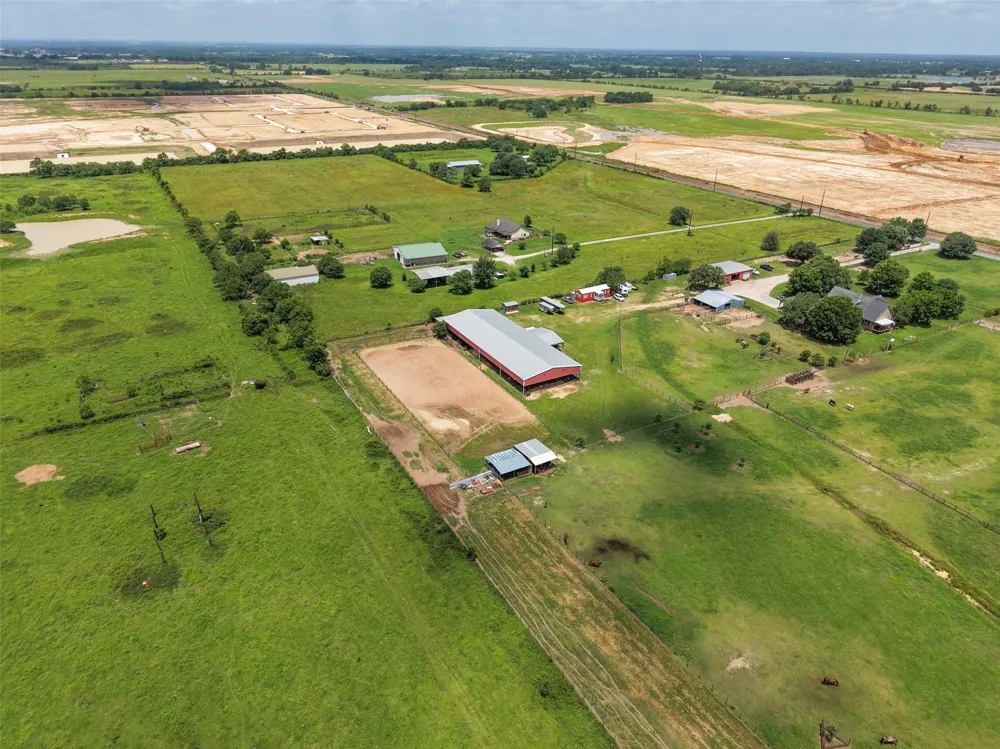 33737 Cameron Road Waller, TX 77484