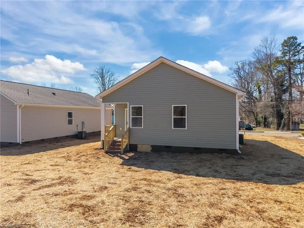 109 E Earnhardt Street Salisbury, NC 28144