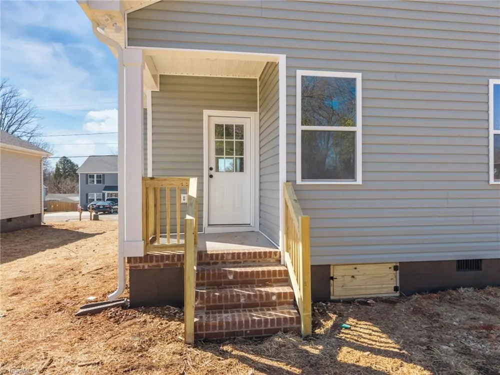 109 E Earnhardt Street Salisbury, NC 28144
