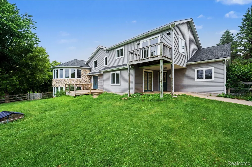 3556 E Dryden Road Dryden Township, MI 48455