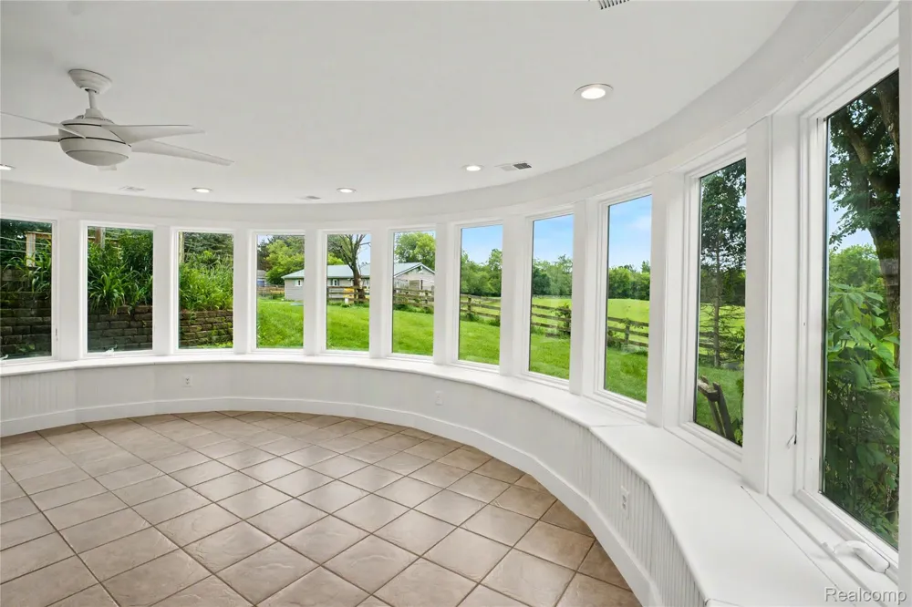 3556 E Dryden Road Dryden Township, MI 48455