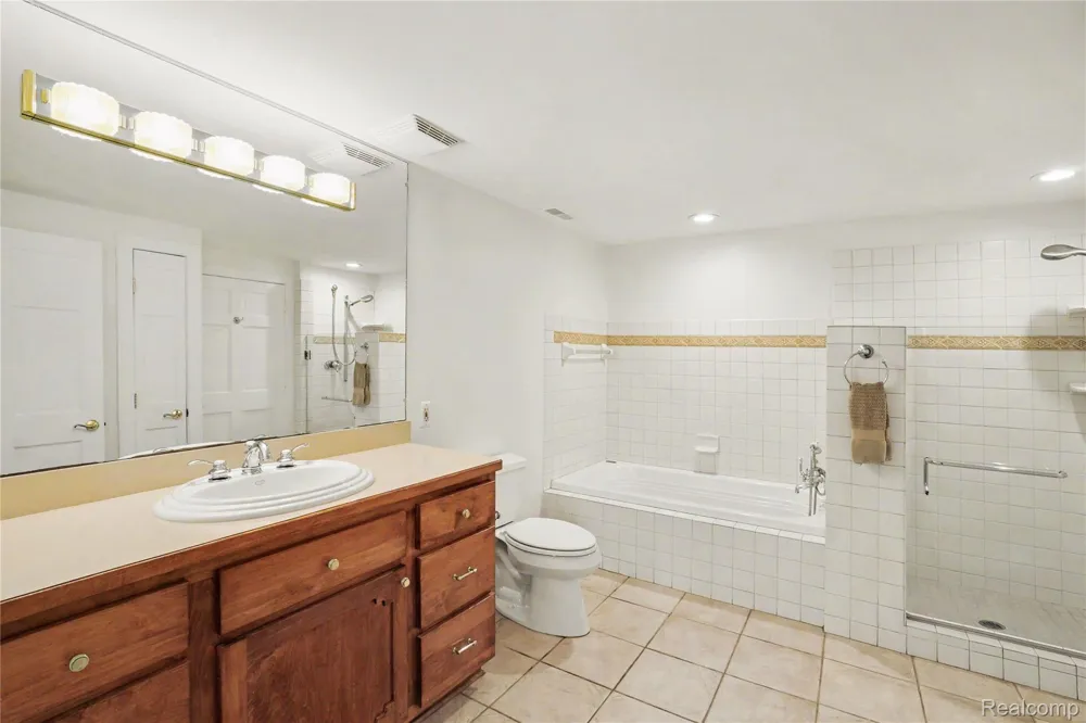 3556 E Dryden Road Dryden Township, MI 48455