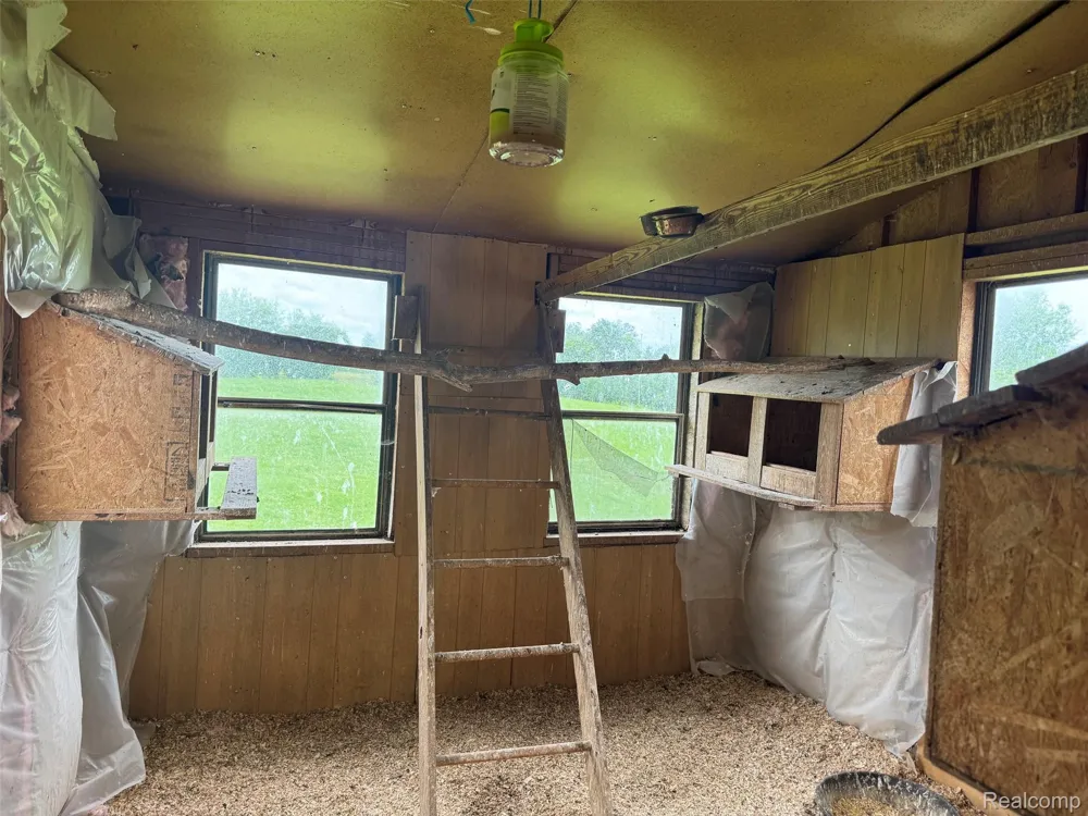 3556 E Dryden Road Dryden Township, MI 48455