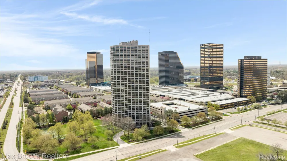 5000 Town Center #2605 Southfield City, MI 48075