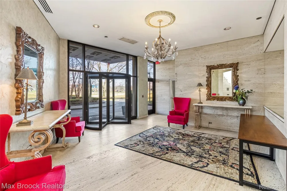 5000 Town Center #2605 Southfield City, MI 48075