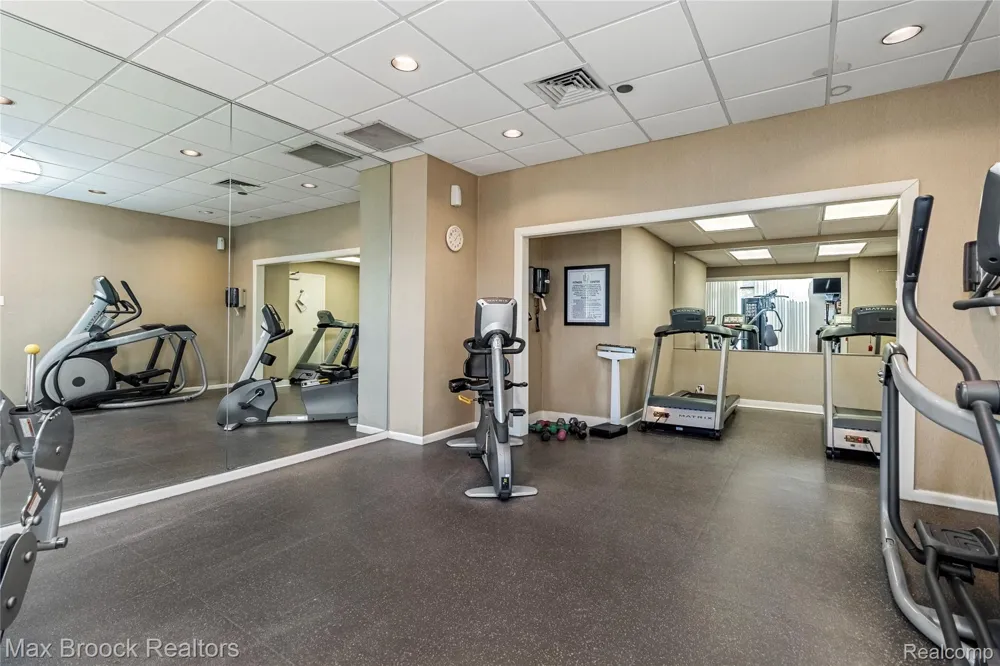 5000 Town Center #2605 Southfield City, MI 48075