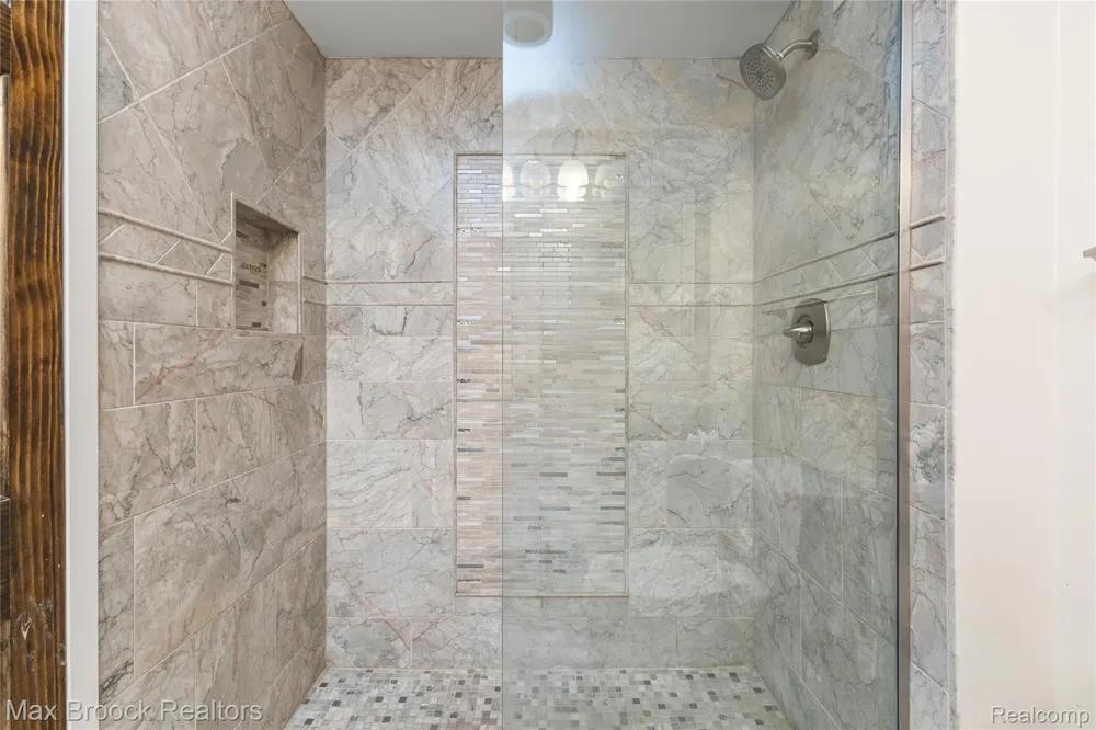 5000 Town Center #2605 Southfield City, MI 48075
