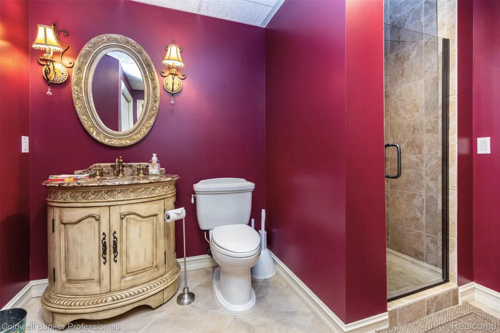 57177 Covington Drive Washington Township, MI 48094