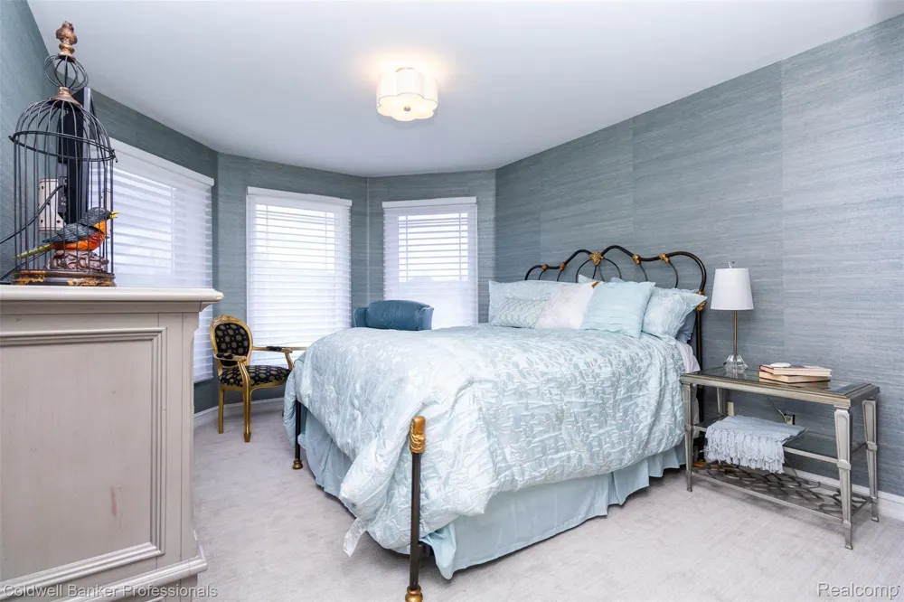 57177 Covington Drive Washington Township, MI 48094