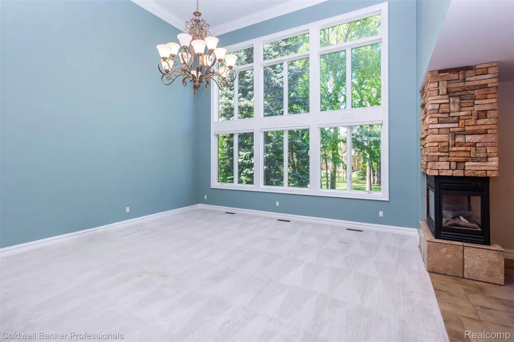 57177 Covington Drive Washington Township, MI 48094