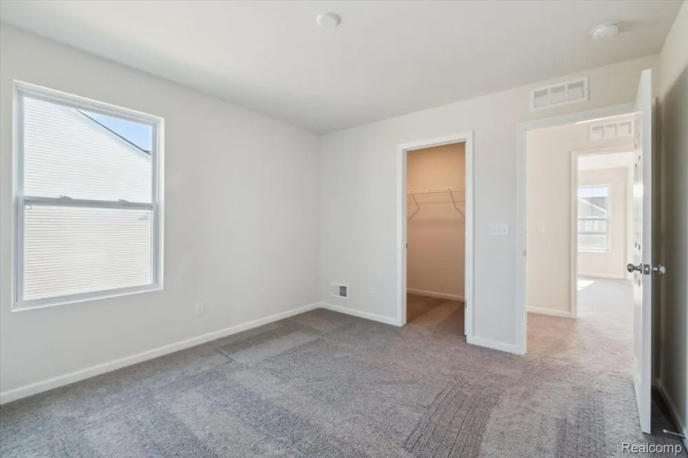 368 Edge Brook Drive Holly Township, MI 48442