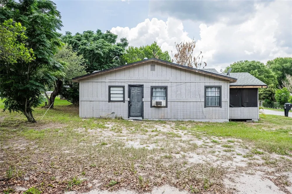 5 NORTH STREET Frostproof, FL 33843