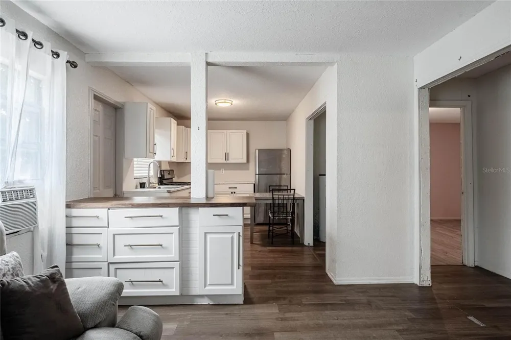 5 NORTH STREET Frostproof, FL 33843