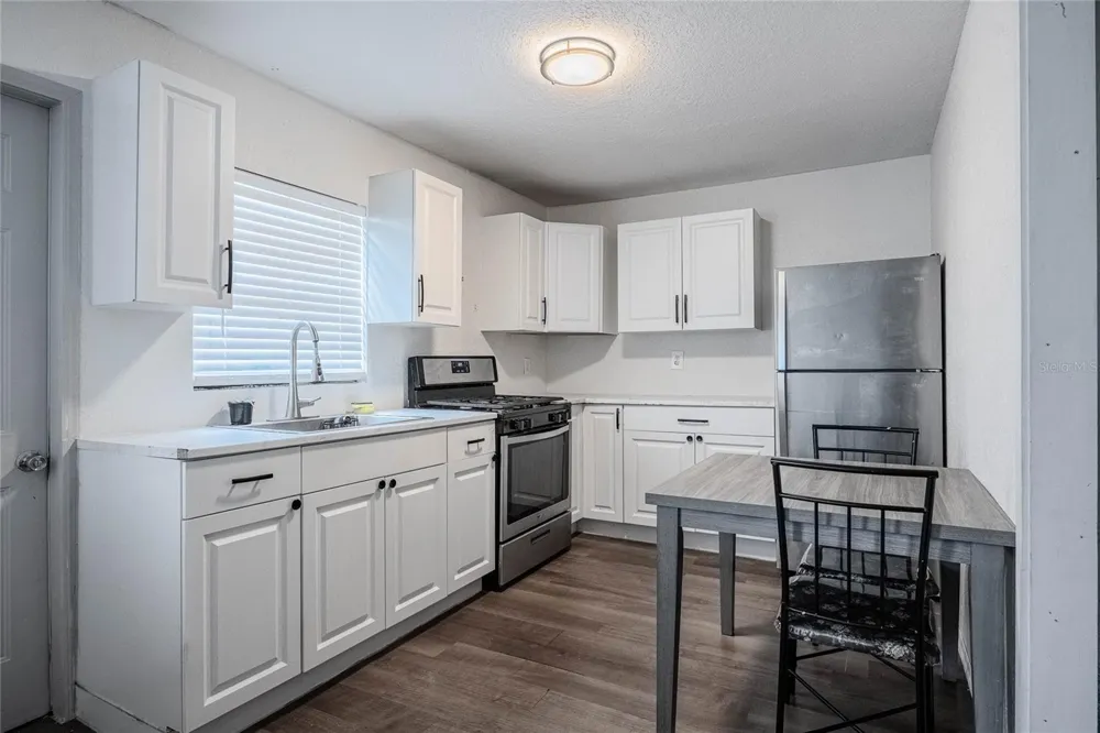 5 NORTH STREET Frostproof, FL 33843